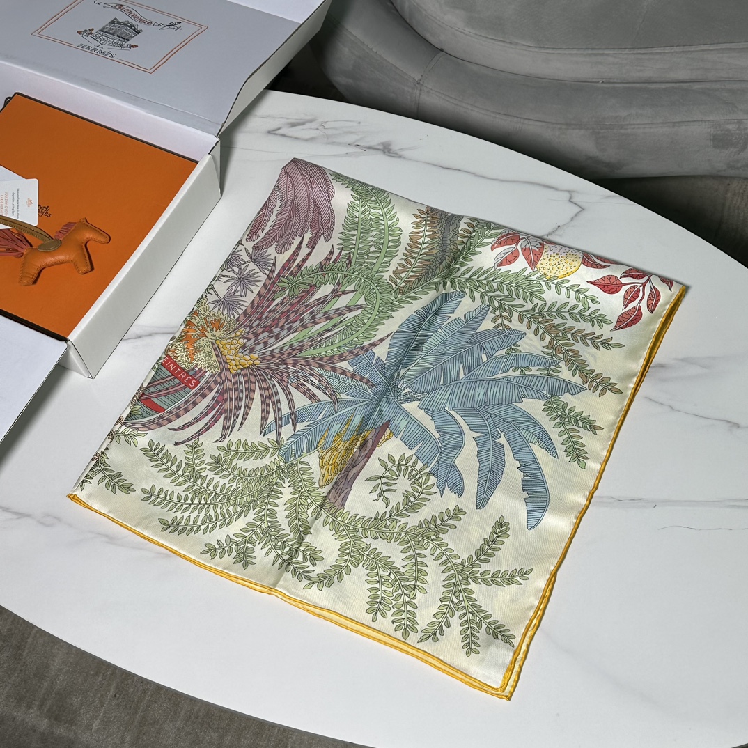 HERMES 2023春夏 双面90方巾 画家的花园Le Jardin des Peintres 90×90厘米
