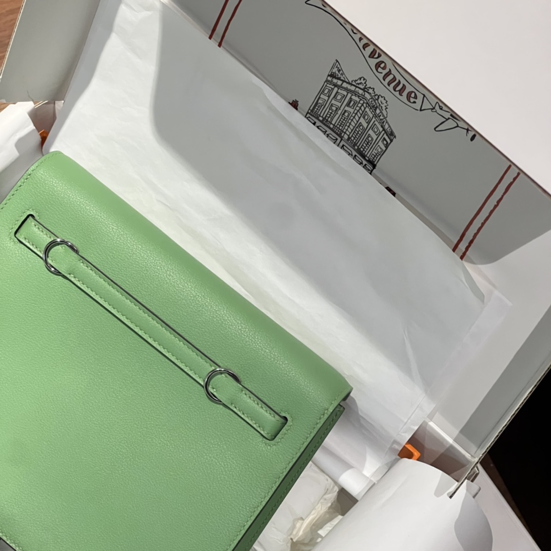 HERMES 爱马仕 Kellydanse 22cm evercolor 3I Vert Criquet 牛油果绿 进口蜜蜡线 全手工制作