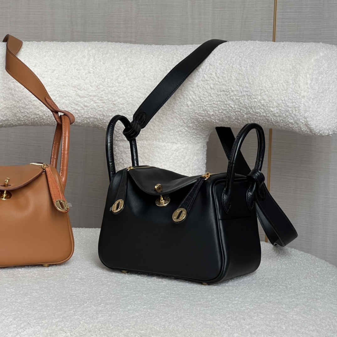 HERMES 爱马仕 【现货】 Mini Lindy 20cm 89 Nior 经典黑 CK37 金棕色 0L积雨云灰 Swift 现货 进口蜜蜡线 全手工制作