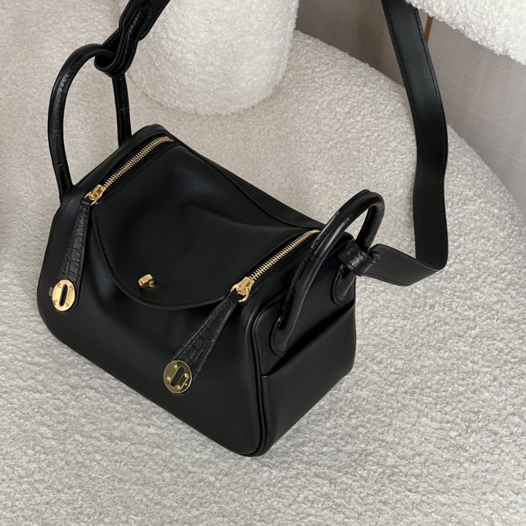 HERMES 爱马仕 【现货】 Mini Lindy 20cm 89 Nior 经典黑 Swift 现货 进口蜜蜡线 全手工制作