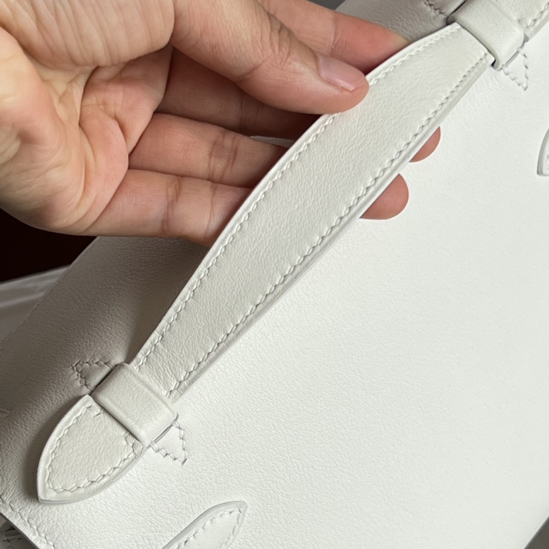 HERMES 爱马仕  MiniKelly 1 10 Craie 奶昔白 Swift 进口蜜蜡线 全手工制作