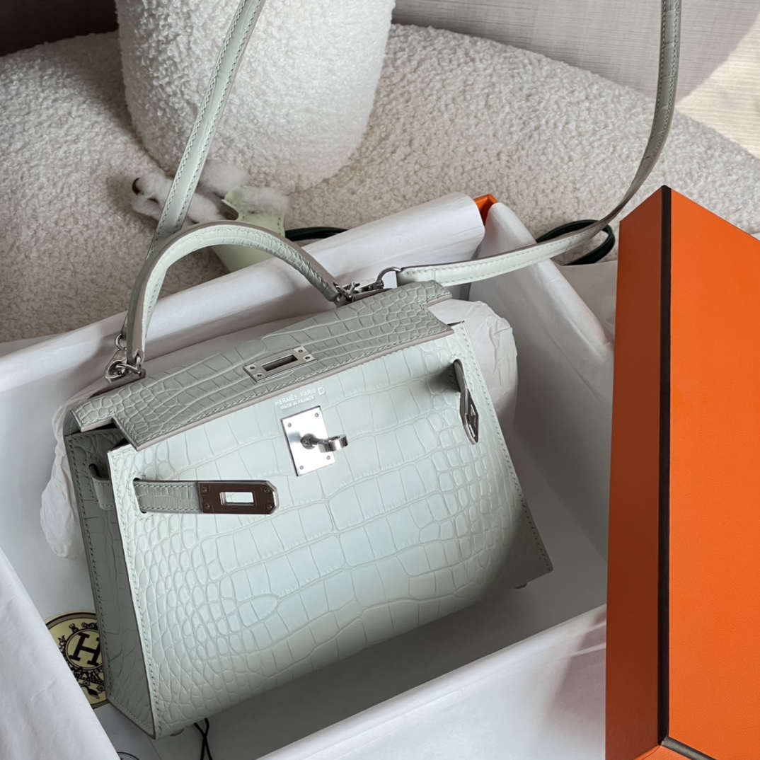 HERMES 爱马仕  MiniKelly 2 80 Gris Perle 珍珠灰 鳄鱼皮 进口蜜蜡线 全手工制作