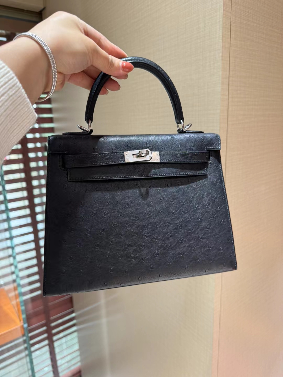 HERMES 爱马仕 Kelly 25 7T Bleu electrique电光蓝 鸵鸟皮 进口蜜蜡线 全手工制作-铂金女王 HERMES 爱马仕 Kelly 25 7T Bleu electrique电光蓝 鸵鸟皮 进口蜜蜡线 全手工制作